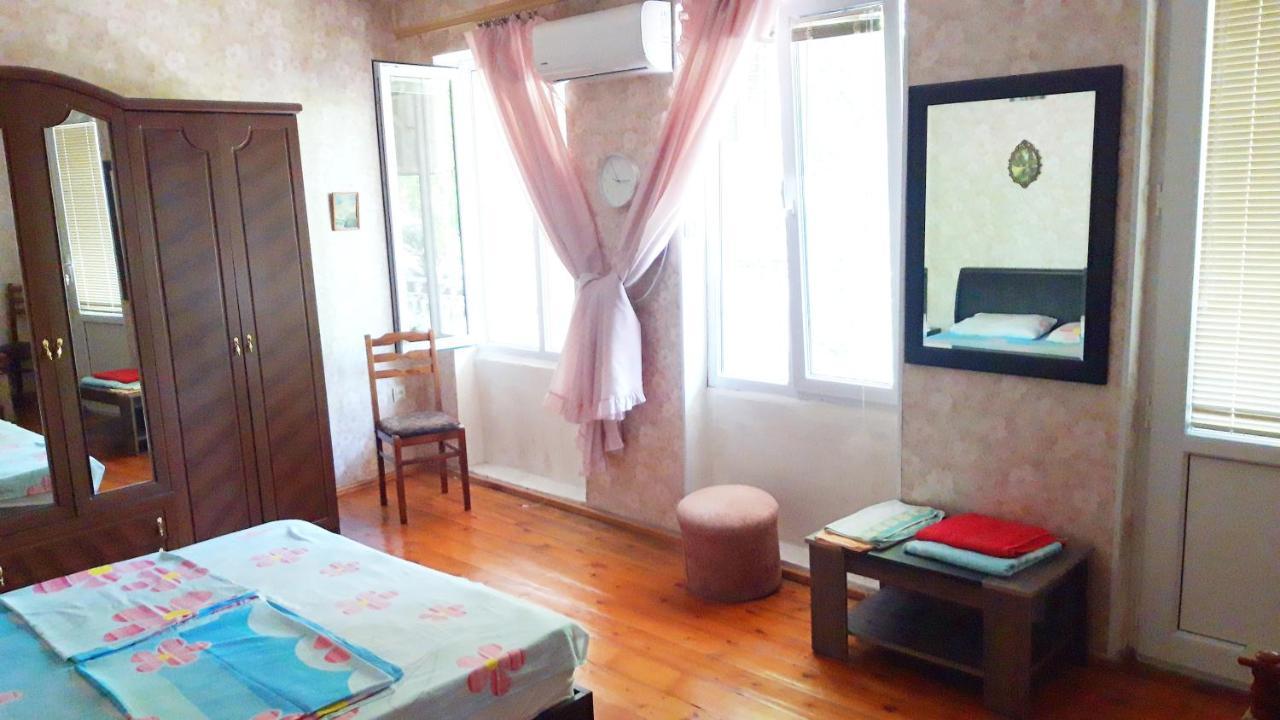 Pospolita Guest House Kutaisi Esterno foto