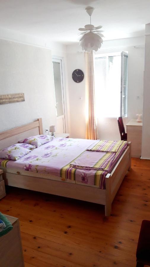Pospolita Guest House Kutaisi Esterno foto