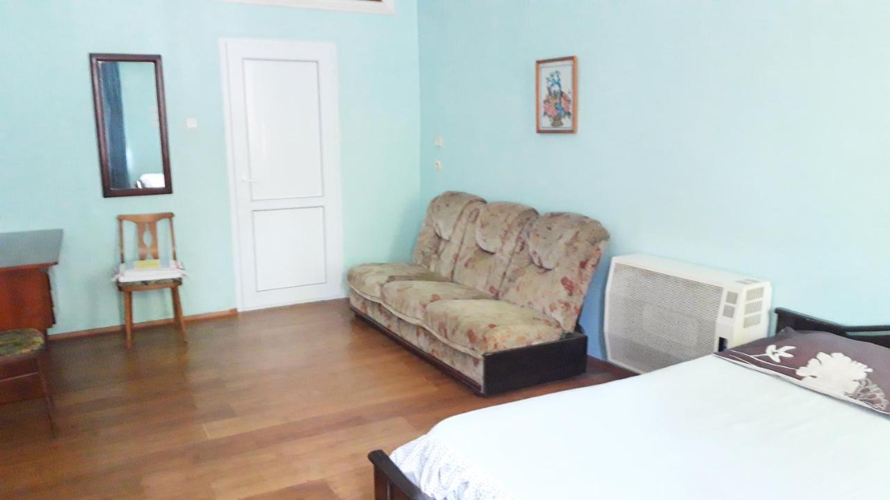 Pospolita Guest House Kutaisi Esterno foto