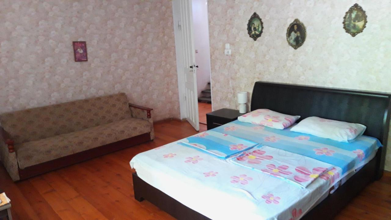 Pospolita Guest House Kutaisi Esterno foto