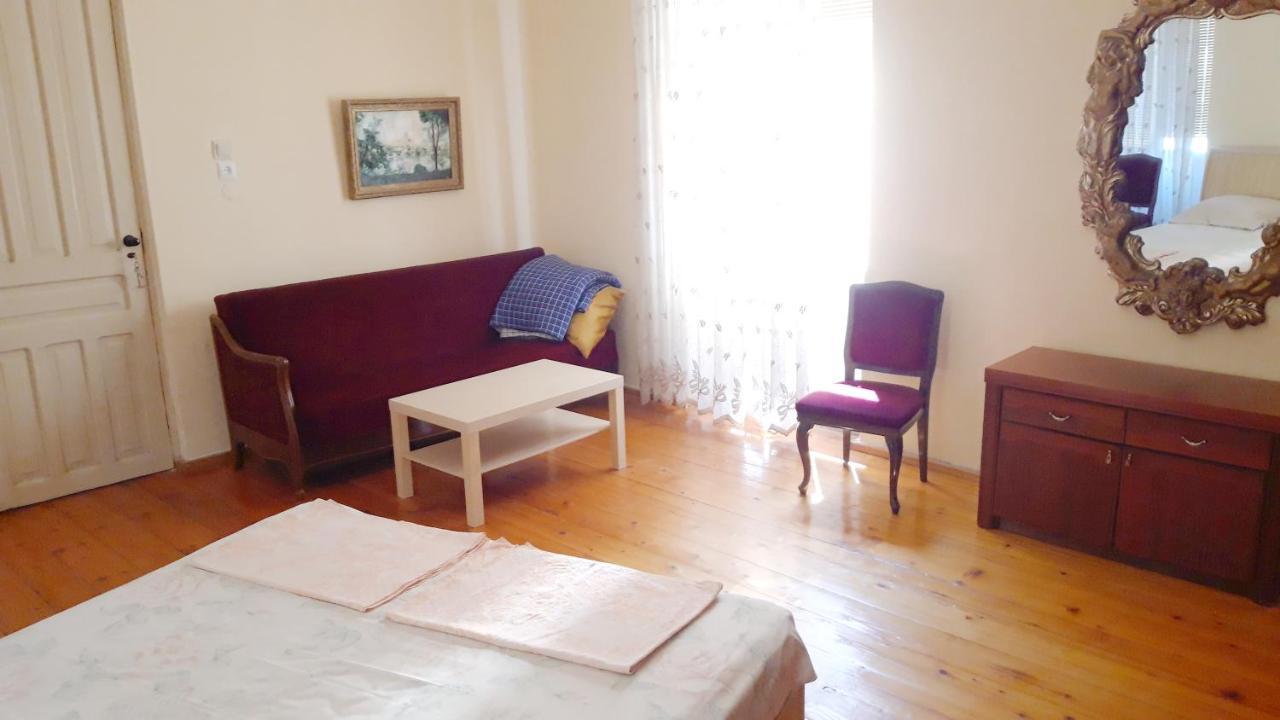 Pospolita Guest House Kutaisi Esterno foto