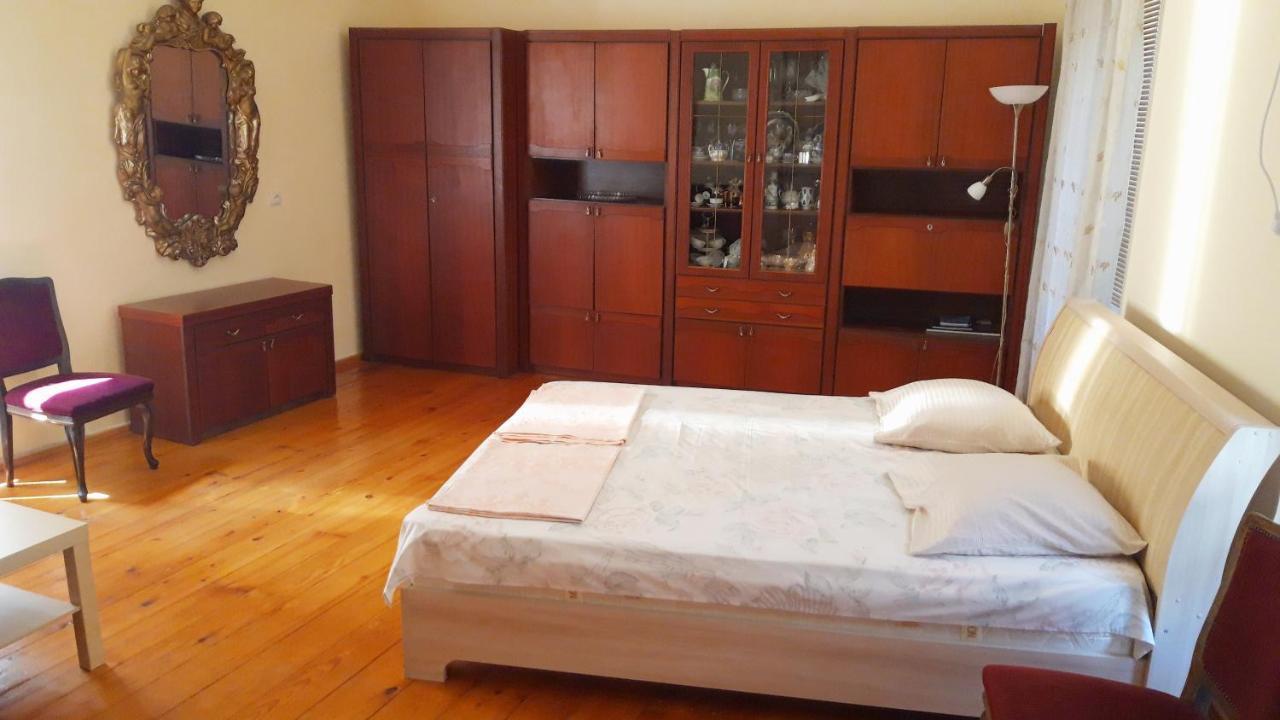 Pospolita Guest House Kutaisi Esterno foto