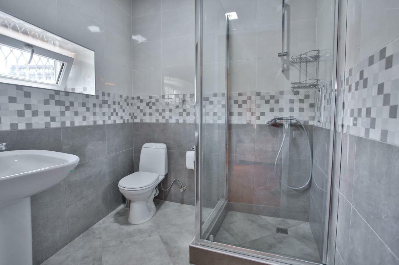 Pospolita Guest House Kutaisi Esterno foto