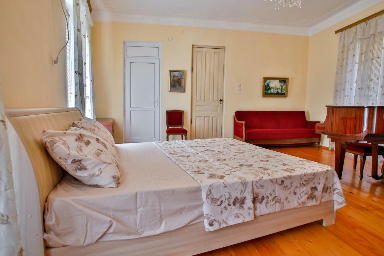 Pospolita Guest House Kutaisi Esterno foto
