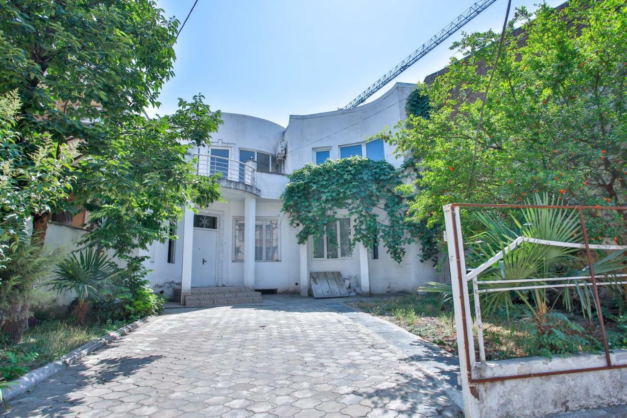 Pospolita Guest House Kutaisi Esterno foto